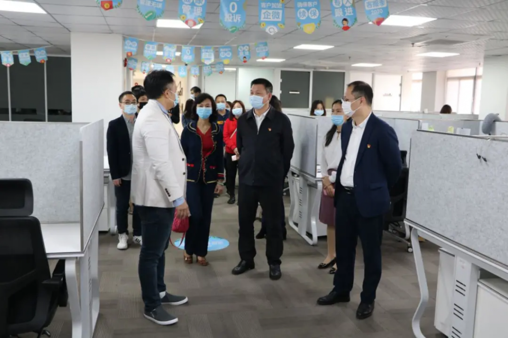 海珠區委、區工商聯、新港街等有關領導參觀創必承黨建陣地插圖6