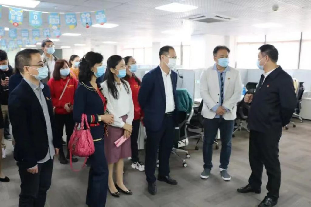 海珠區委、區工商聯、新港街等有關領導參觀創必承黨建陣地插圖8