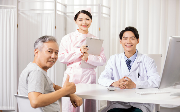 保險公司的醫療保險每年交多少錢？插圖