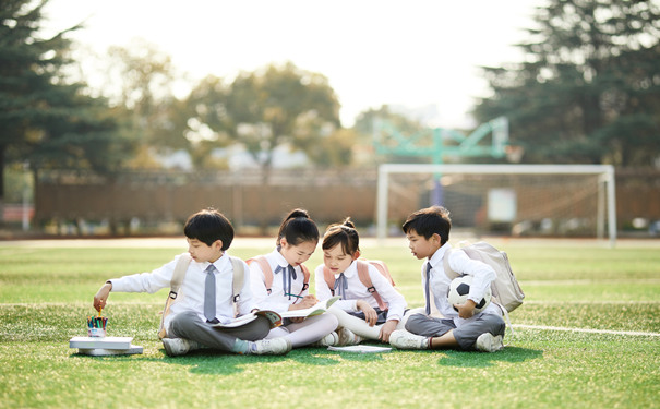 10歲的大病保險哪個(ge) 好？孩子十歲買(mai) 什麽(me) 樣的大病保險？插圖