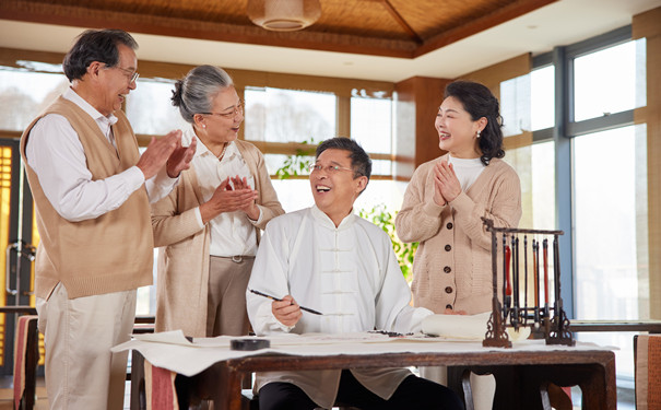 65歲以上的老年人可以購買(mai) 什麽(me) 重大疾病保險？插圖
