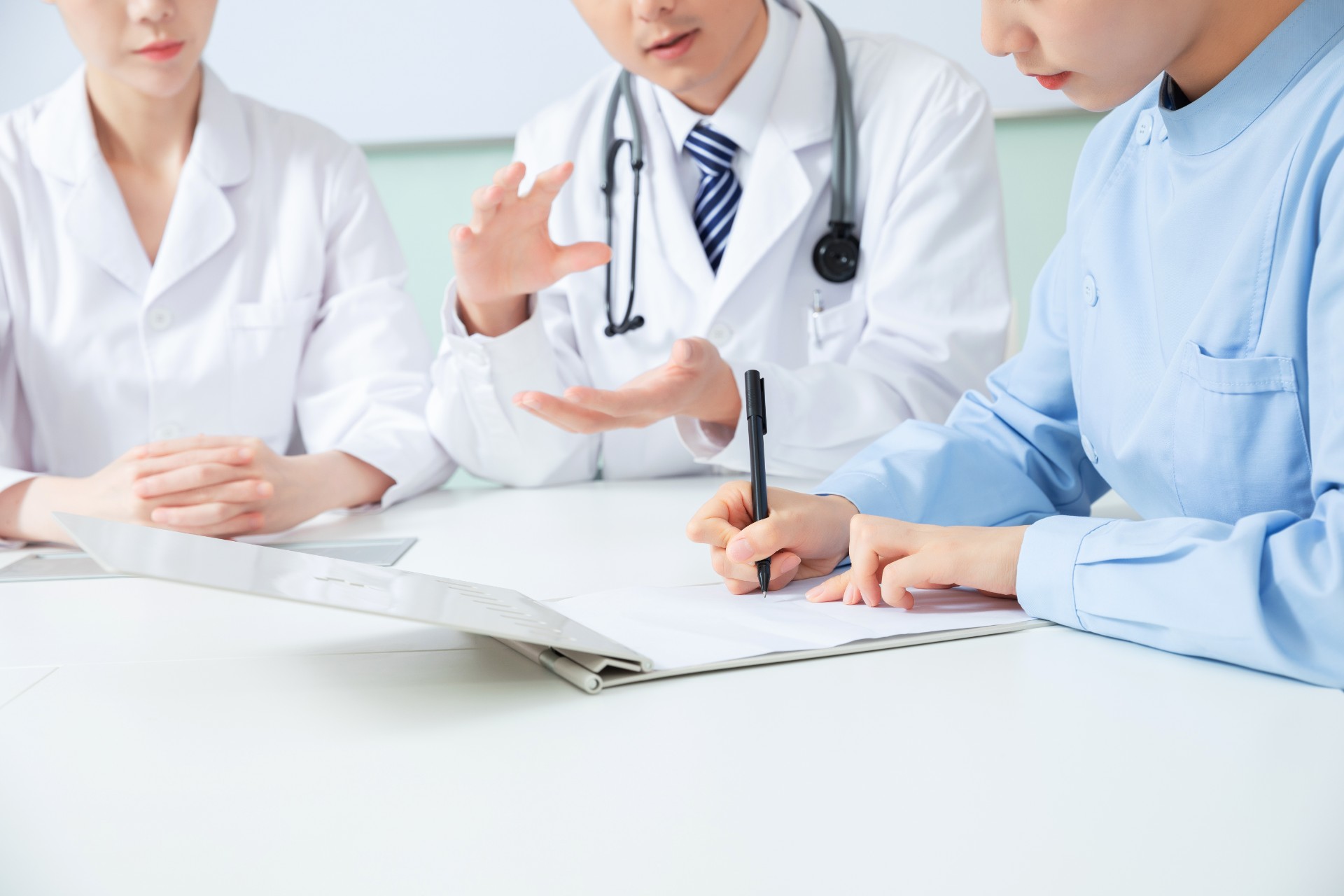 意外受傷(shang) 去社康看病，為(wei) 啥意外險不給報？插圖2